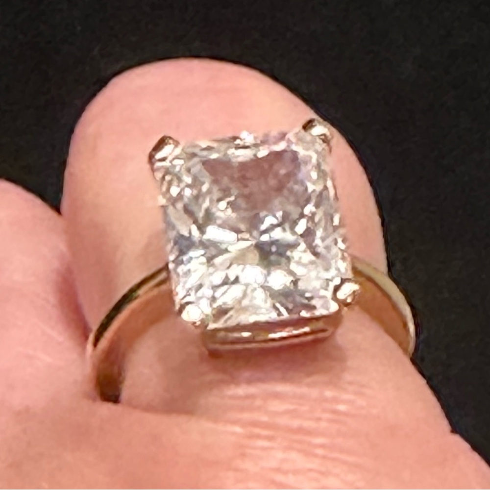CZ statement ring